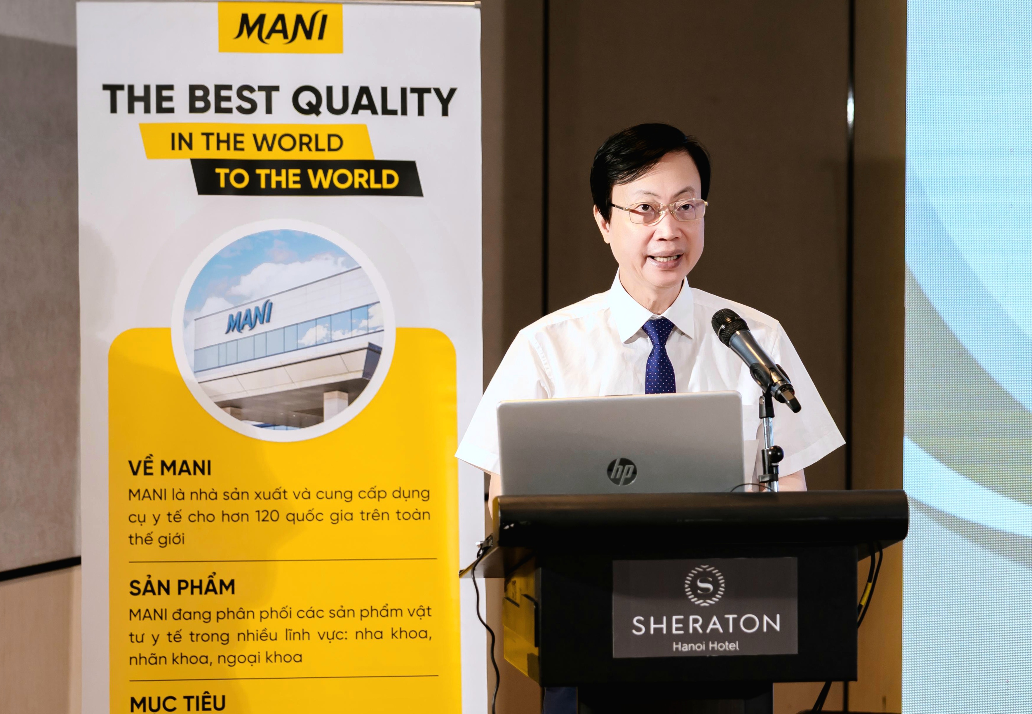 TTND.PGS.TS Nguyễn Quang Bình, Phó Giám đốc Bệnh viện phát biểu khai mạc Hội thảo
